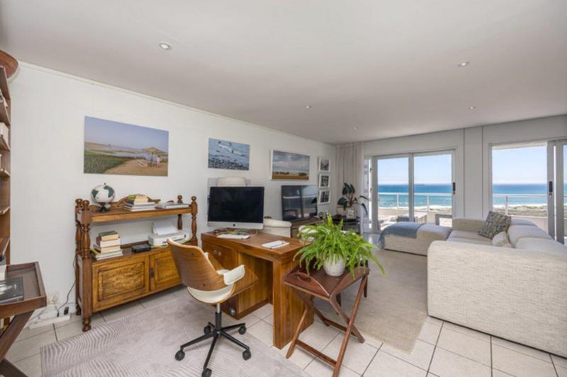 2 Bedroom Property for Sale in Dolphin Beach Western Cape